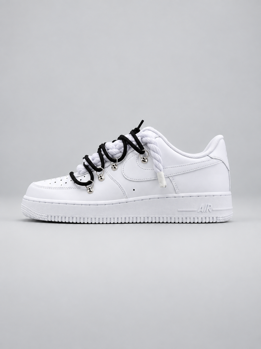 Air Force 1 Custom – Double Rope – Białe / czarne sznurówki