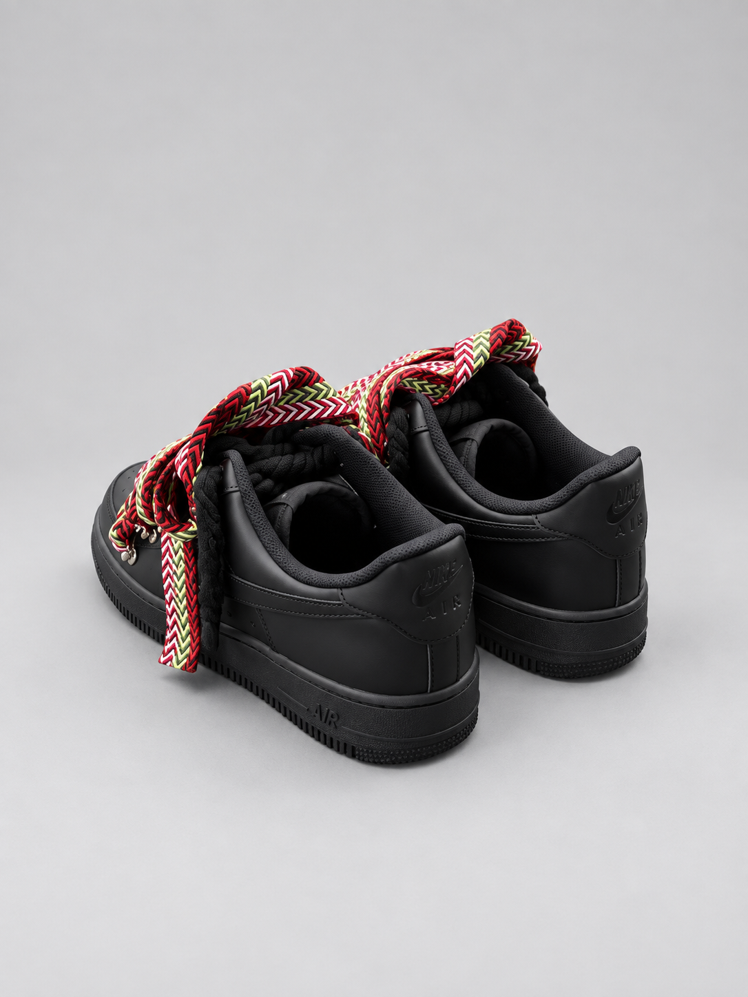 Air Force 1 Custom – Lanvin Laces – Czarne / czerwone sznurówki